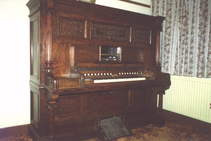 Aeolian Orchestrelle Circa 1915, Model V, Roll playing Organ
